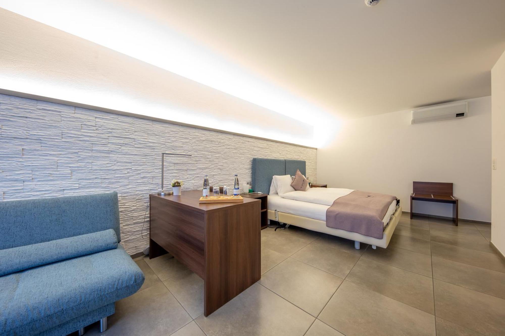 Hotel Schaefli Siebnen Buitenkant foto