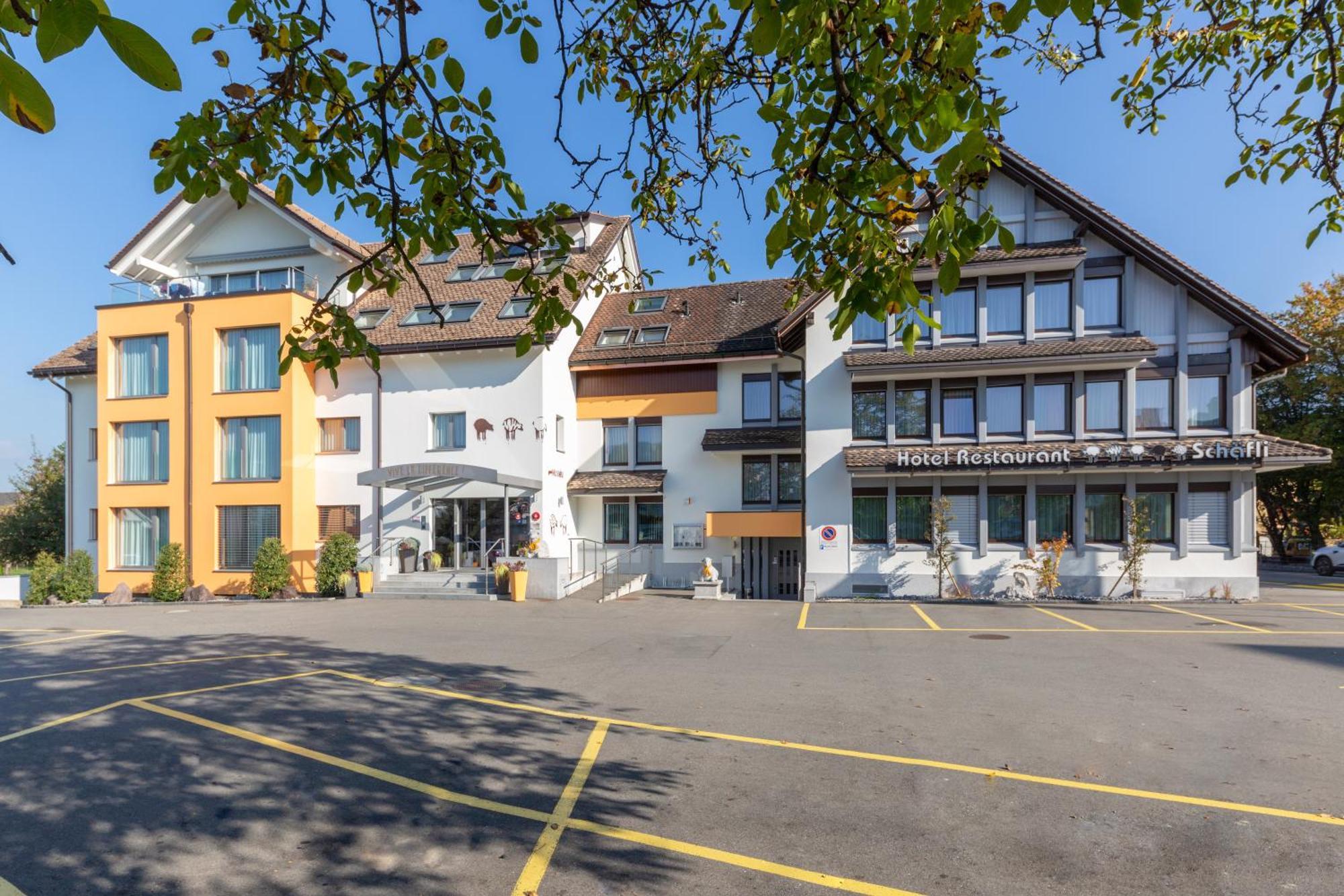 Hotel Schaefli Siebnen Buitenkant foto