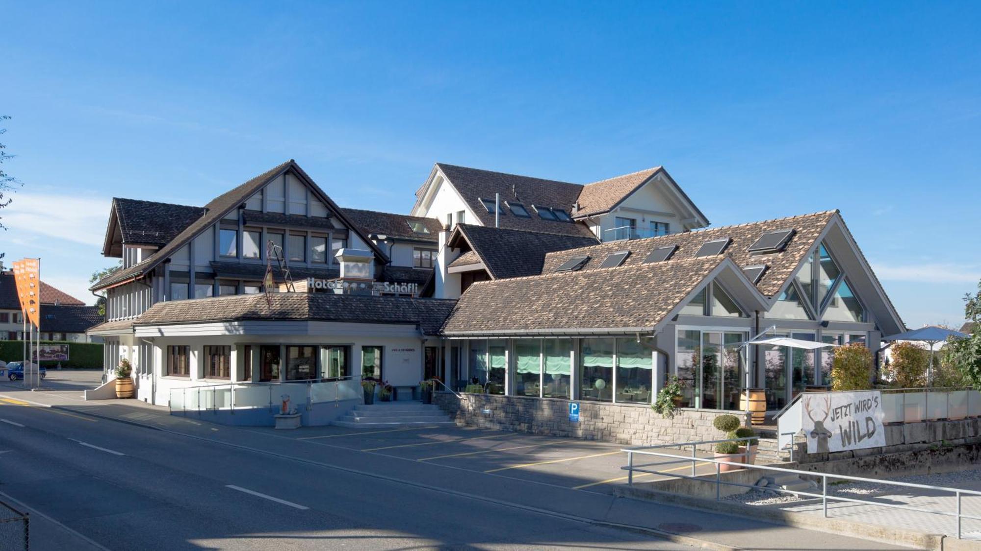Hotel Schaefli Siebnen Buitenkant foto
